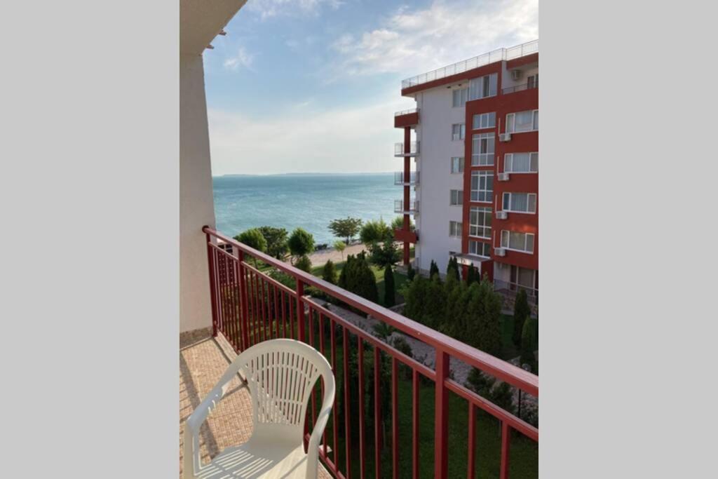 Marina View Fort Beach Studio Apartment Свети Влас Екстериор снимка